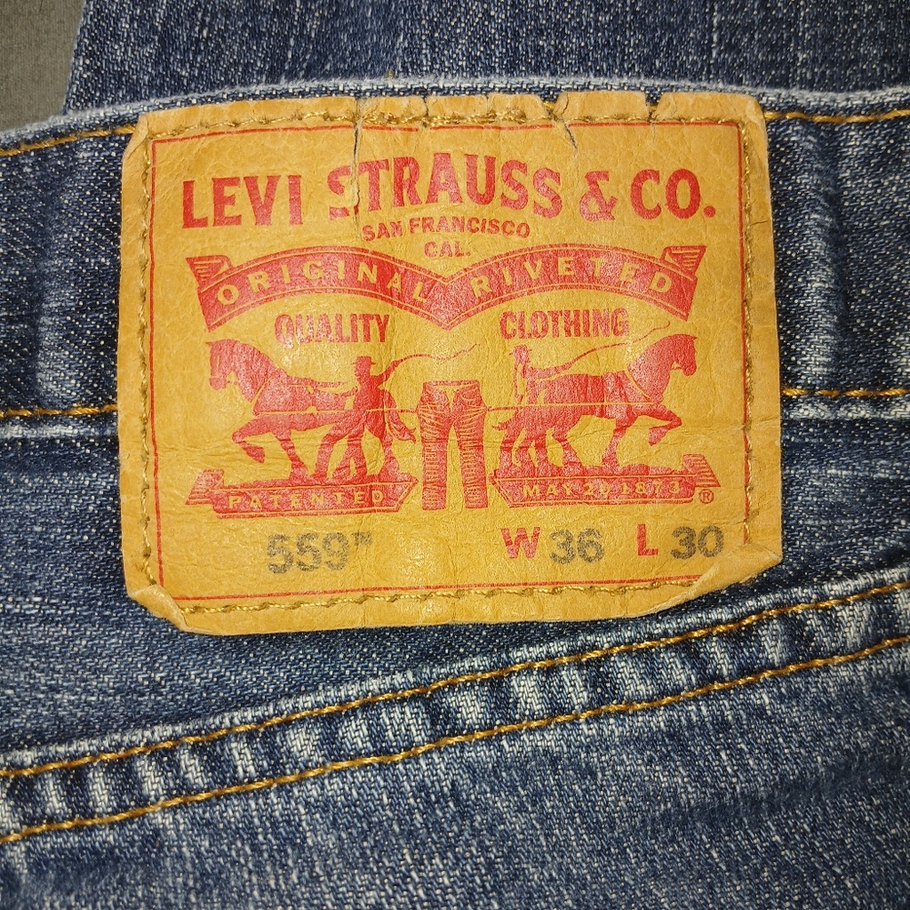2 Pair Levi's Men's 559 Relaxed Jeans in Denim Blue 36 X 30 36x30